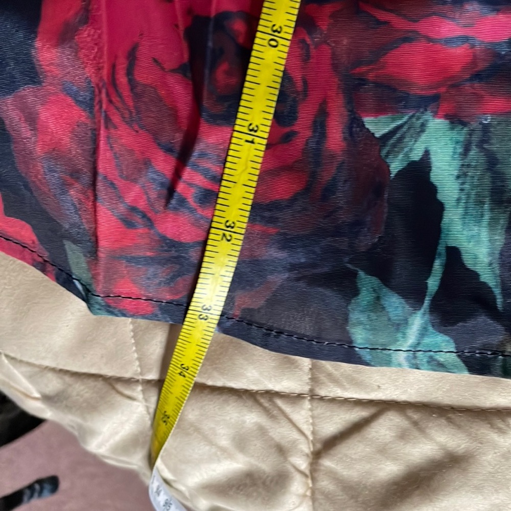 Rose gal 4x two pieces set runs big - Picture 2 of 14